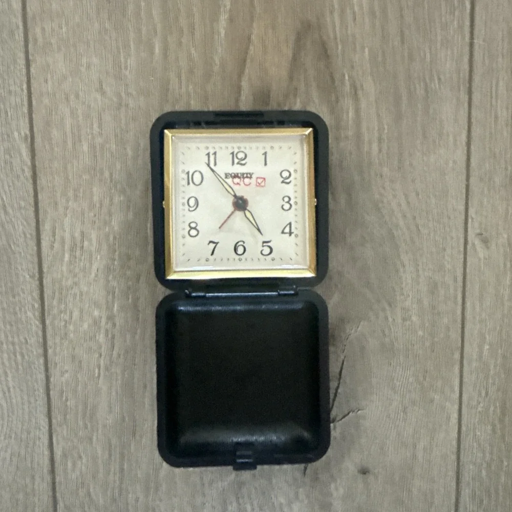 Equity Gold Vintage Travel Alarm Clock with Built In Case‎ Watch Vintage